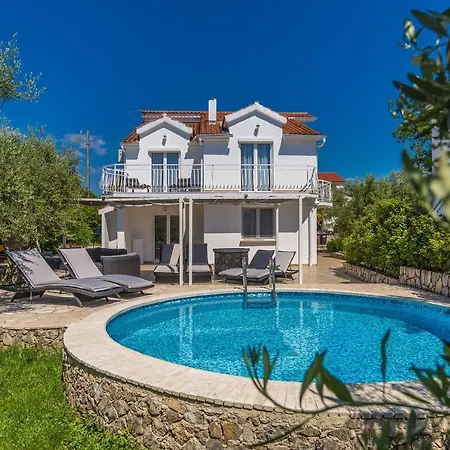 Cozy House In Prázdninový dům